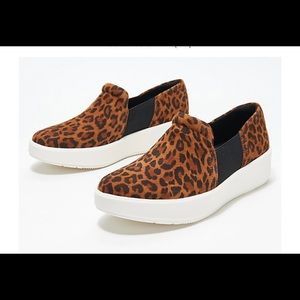 Clarks women slip on sneakers